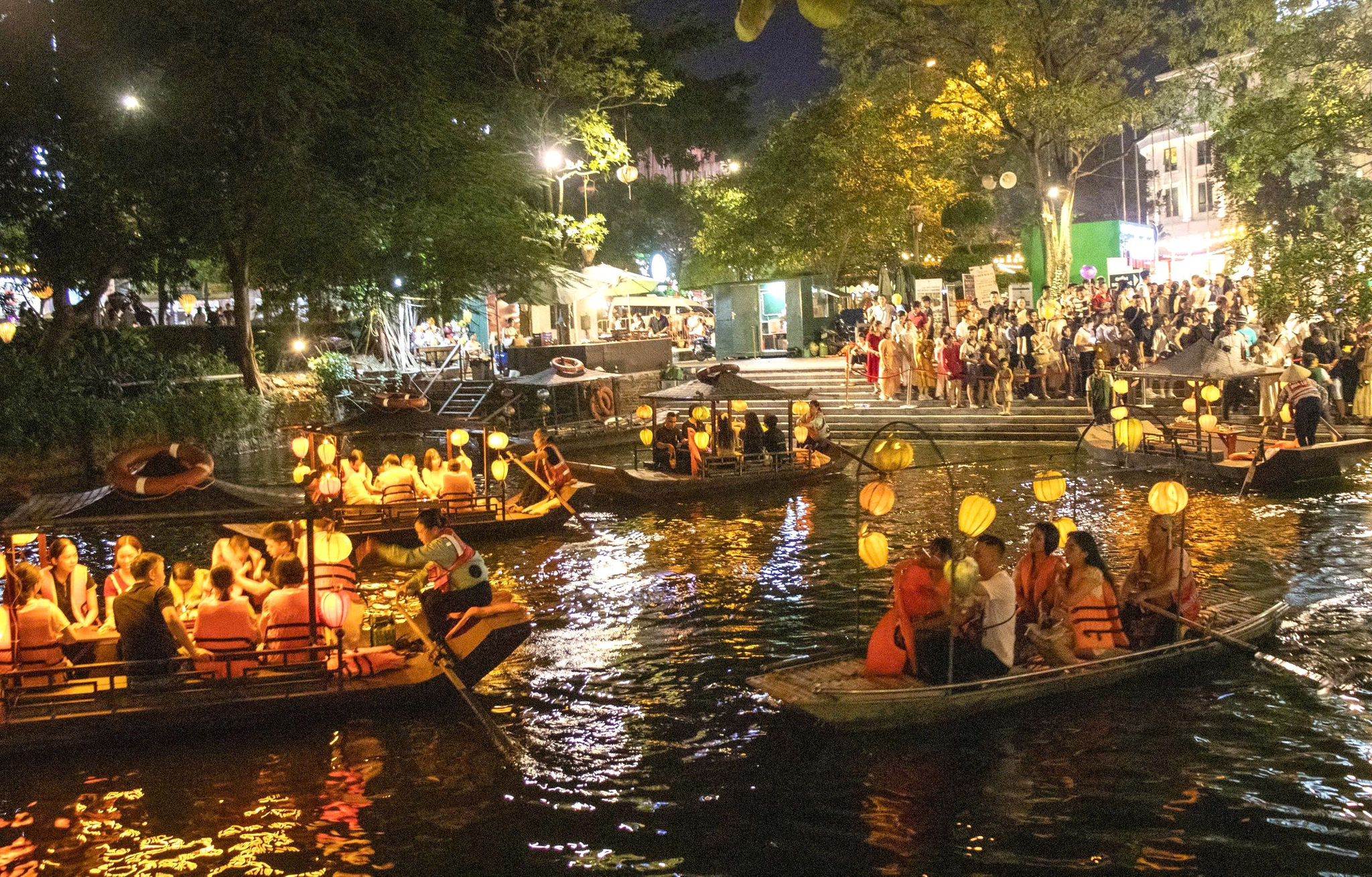 du_lich_ninh_binh3.jpg