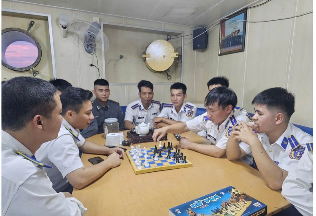 Tuổi trẻ Đoản cơ sở Hải đoàn 11 thi đấu cờ vua