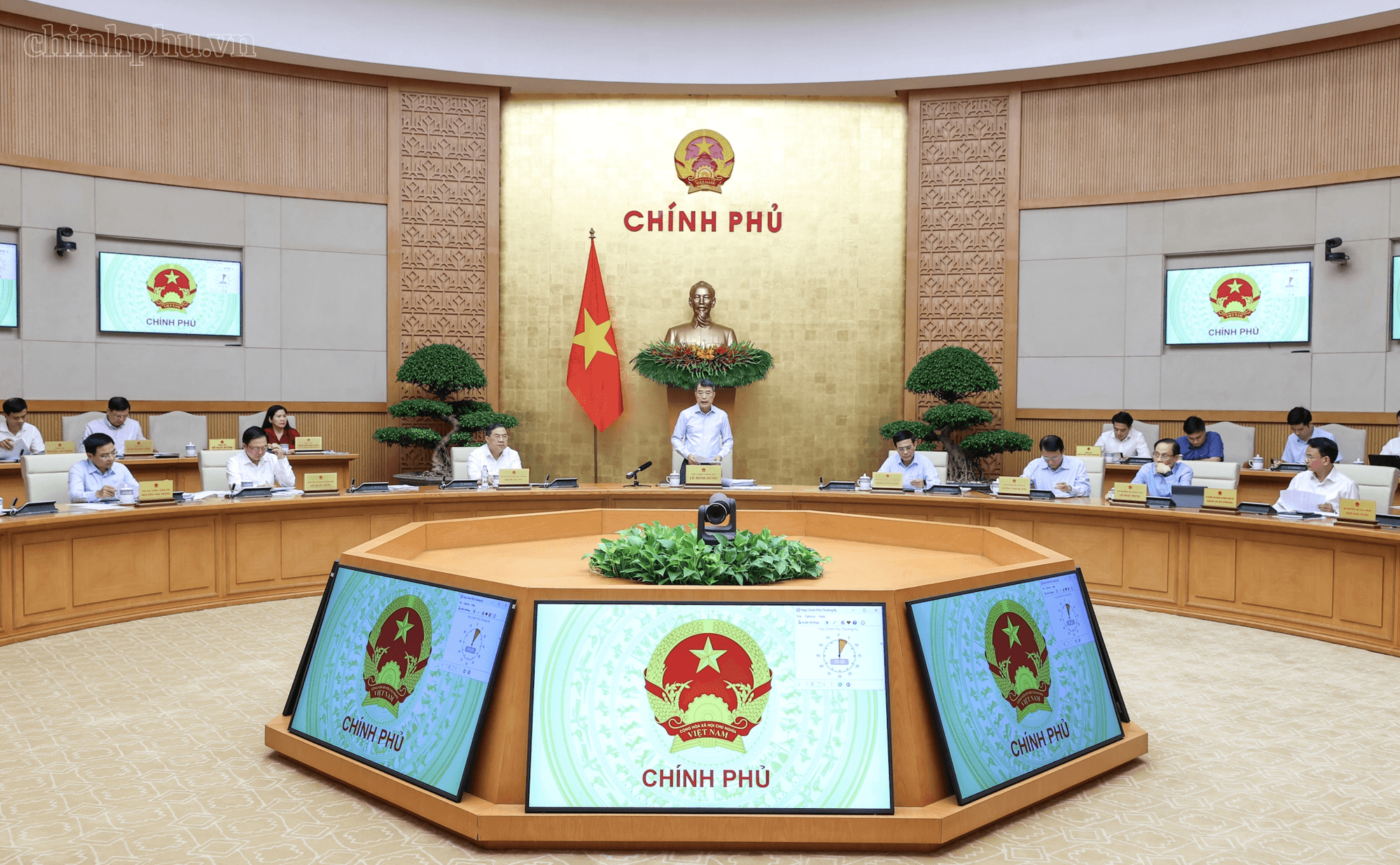 Thủ tướng chủ trì phiên họp Chính phủ tháng 8: Thời điểm tăng tốc, bứt phá với quyết tâm cao nhất- Ảnh 9.