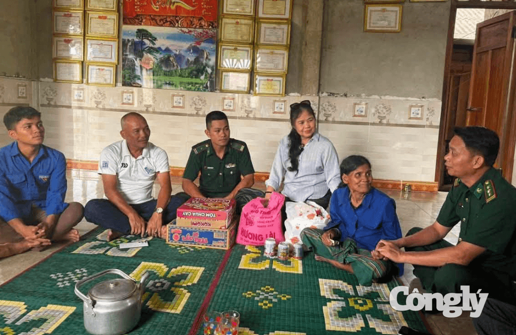 bo-doi-bien-phong-lalay-02.png