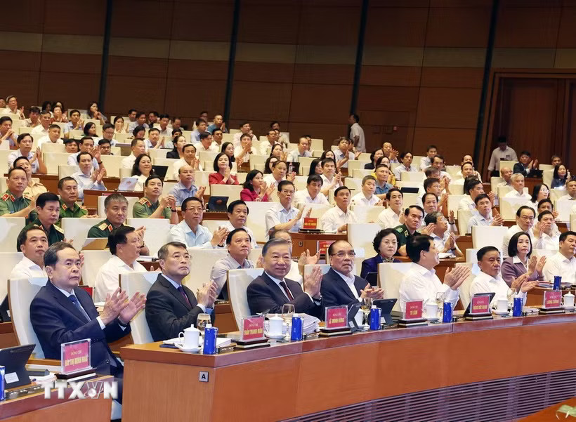 Tổng Bí thư, Chủ tịch nước Tô Lâm và các đại biểu tham dự hội nghị tại phòng họp Diên Hồng, Nhà Quốc hội, Hà Nội. (Ảnh: Thống Nhất/TTXVN)