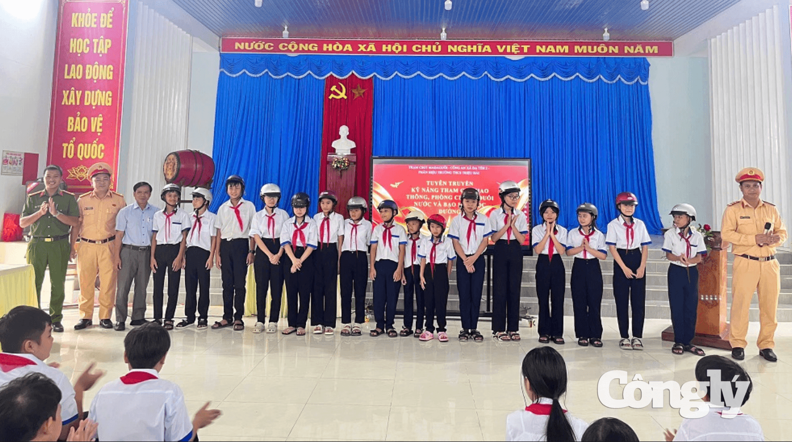 Ảnh màn hình 2026-09-04 lúc 2.43.49 CH