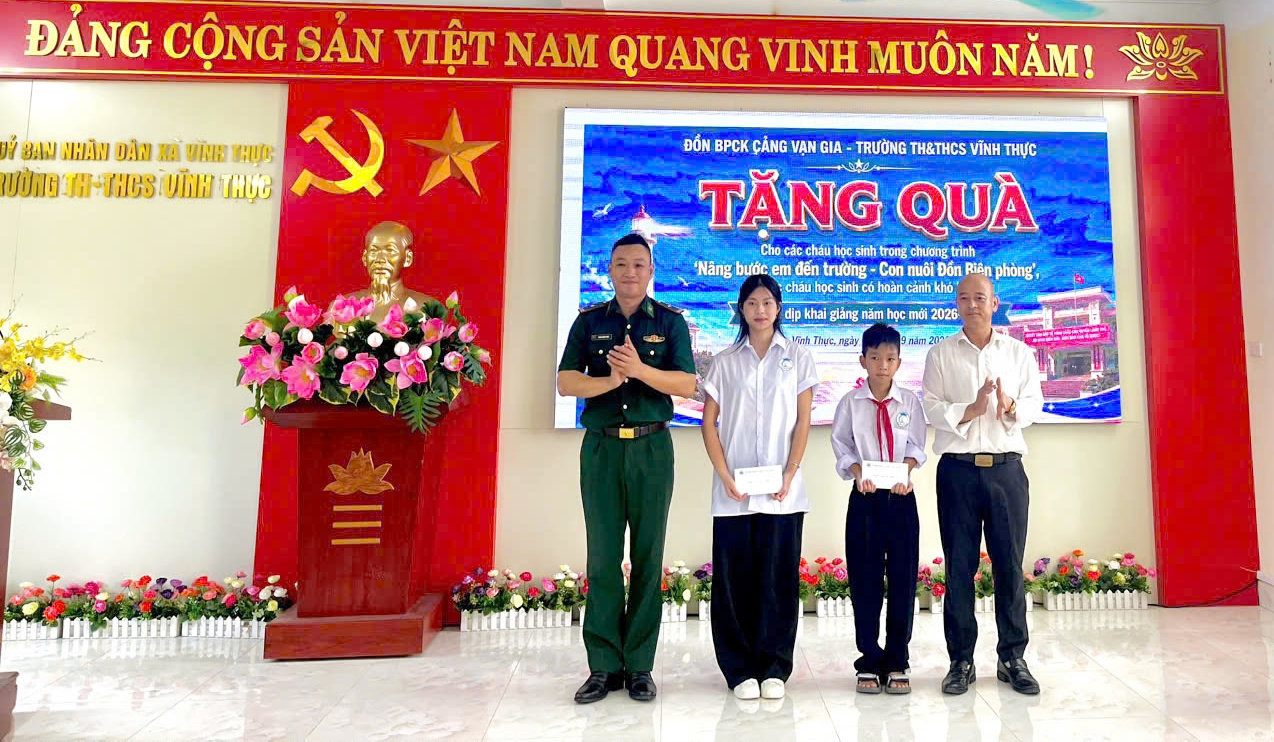 tặng quà 2