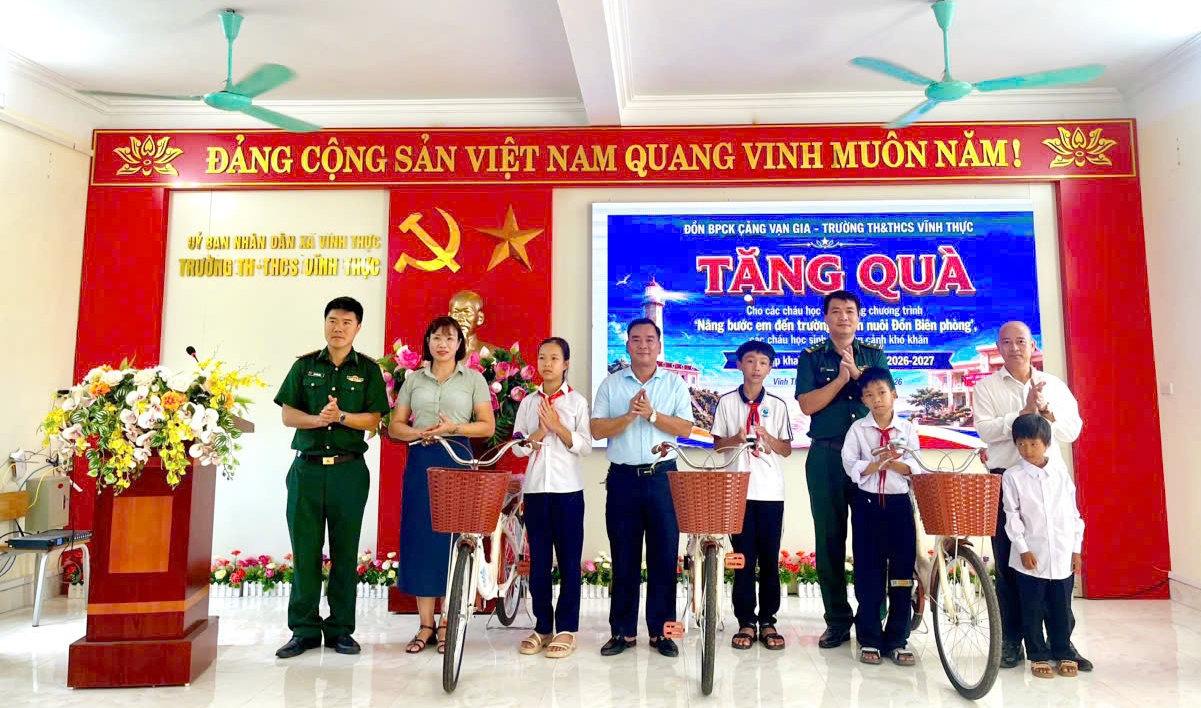 tặng quà 3