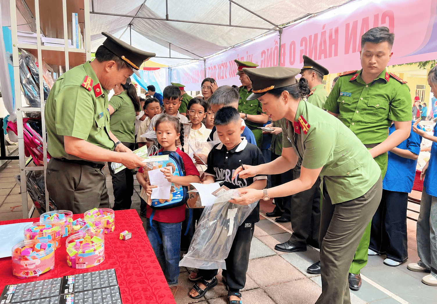 học sinh 