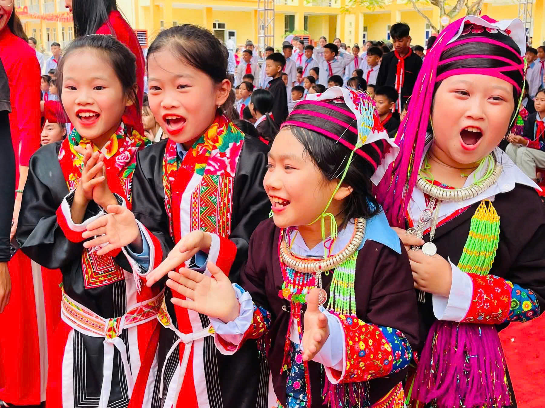 học sinh Hải Sơn