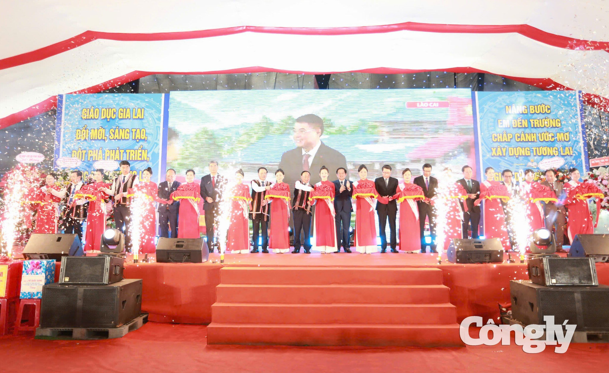 khai giảng