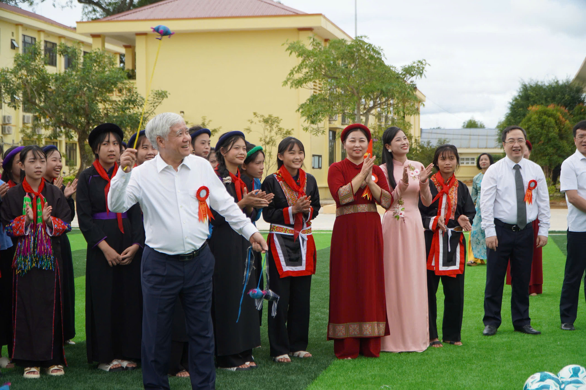 Khai giảng tại Bình Liêu 2