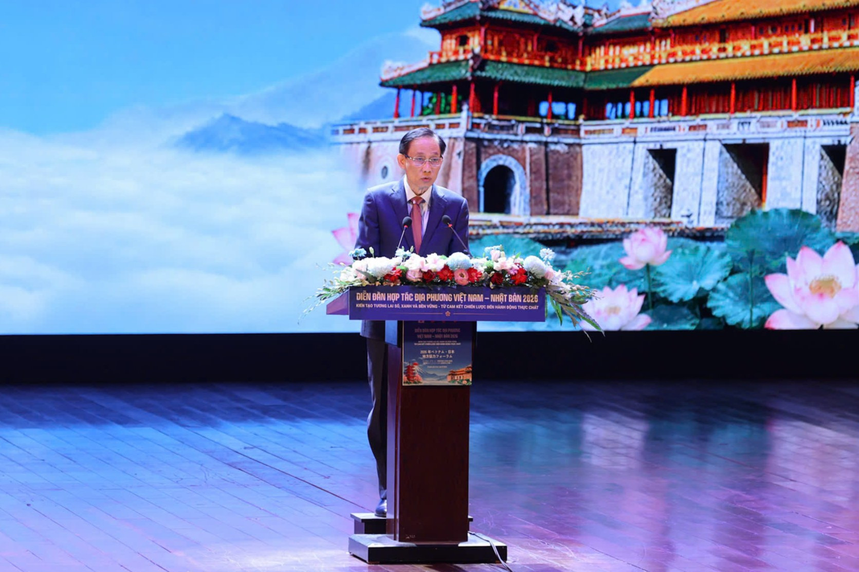thủ tướng lê minh hưng (2)