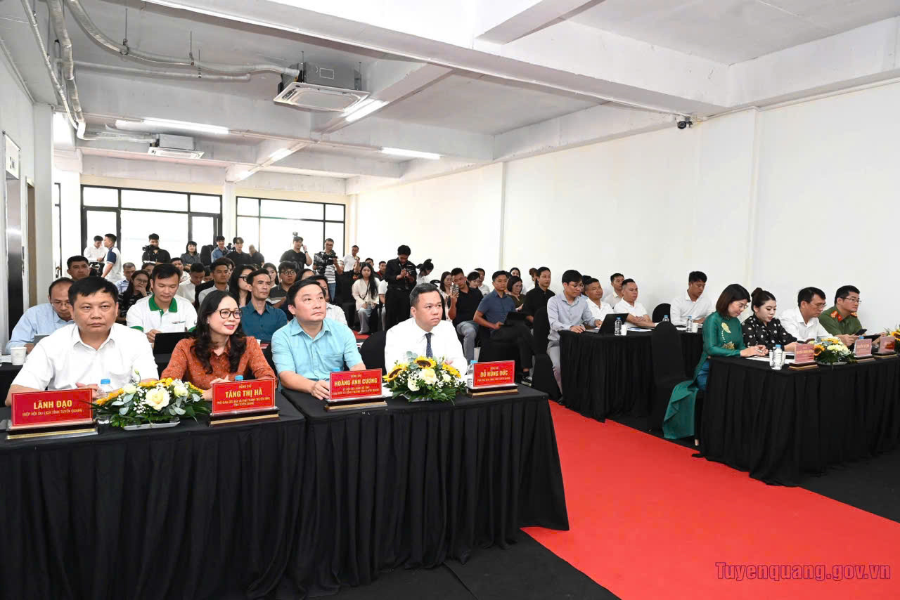 Toàn cảnh buổi họp báo về Lễ hội Thành Tuyên 2026