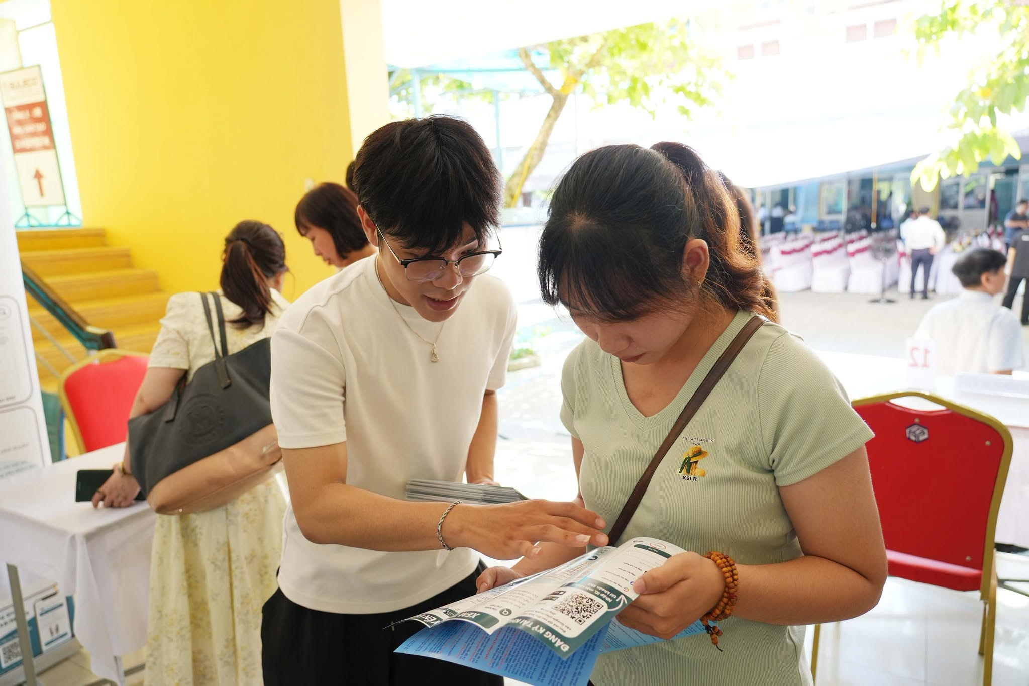 việc làm tháng 9 (4)