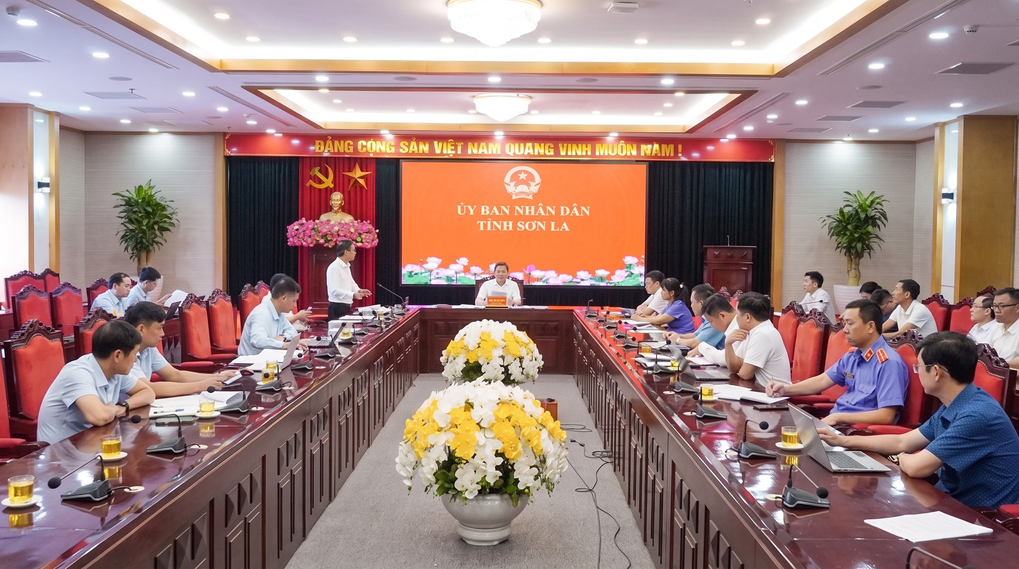 Toàn cảnh cuộc họp tại Sơn La
