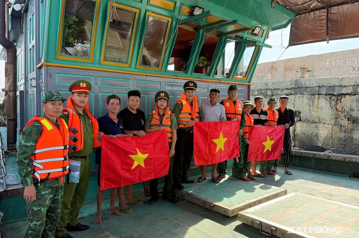 chống khai thác IUU