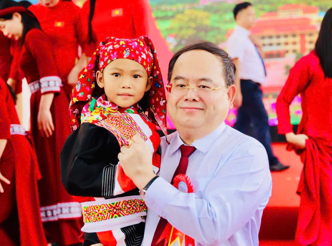 Bí thư Quản Minh Cường