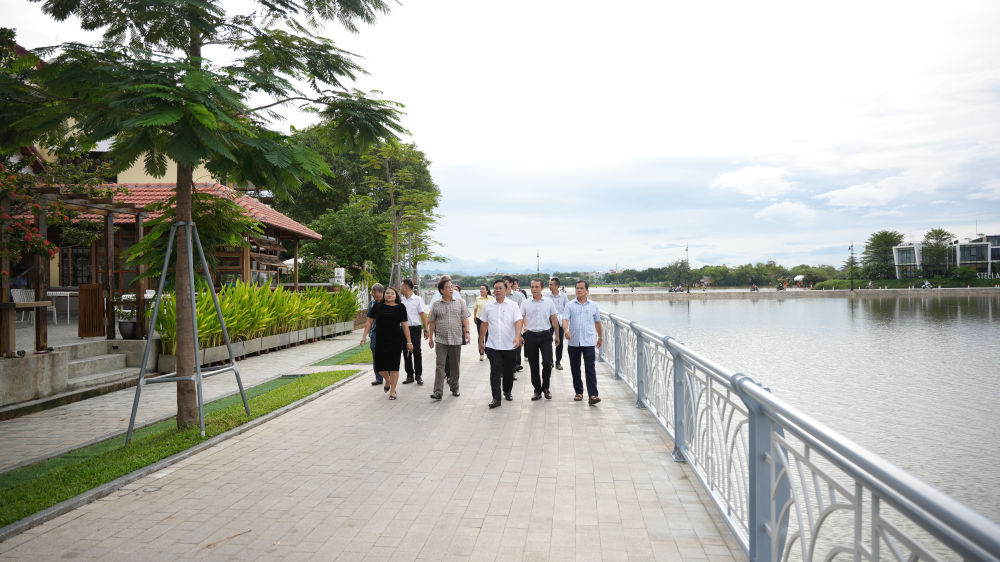 chợ đông ba (3)