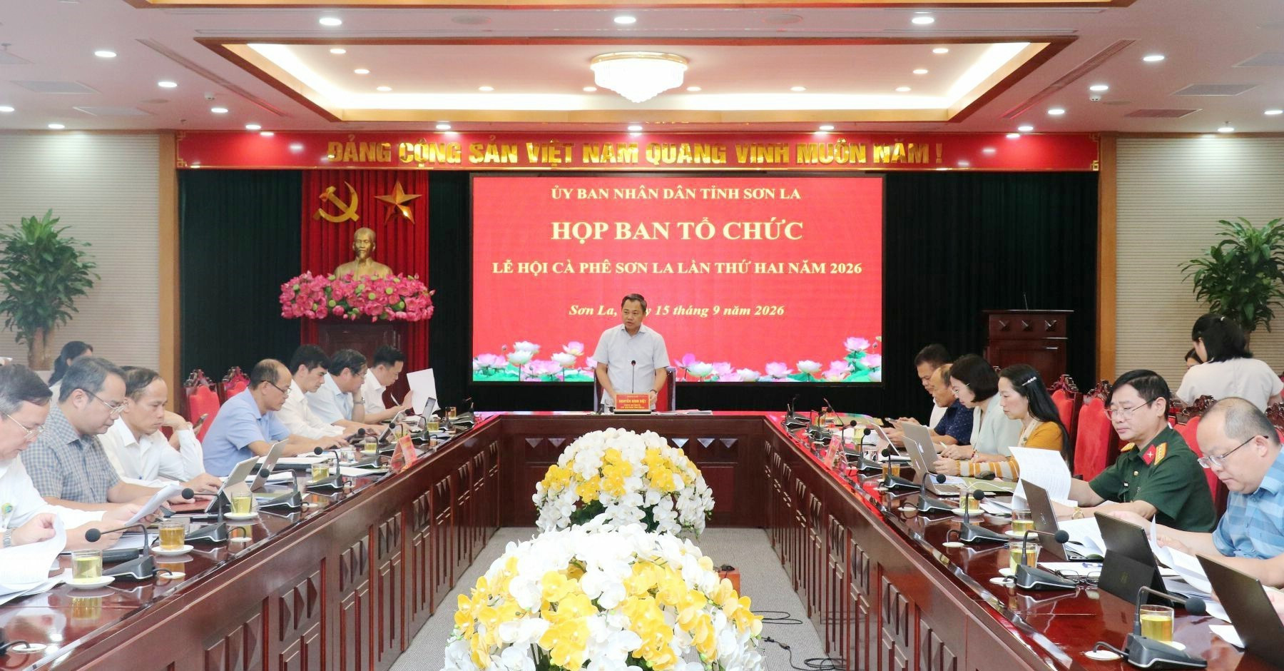 Lễ hội Cà phê Sơn La lần thứ hai năm 2026, chủ trì cuộc họp