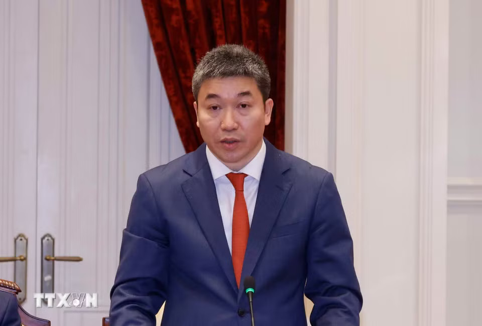 Đồng chí Phan Anh Sơn, Chủ tịch Liên hiệp các tổ chức hữu nghị Việt Nam khóa VII phát biểu. (Ảnh: Thống Nhất/TTXVN)