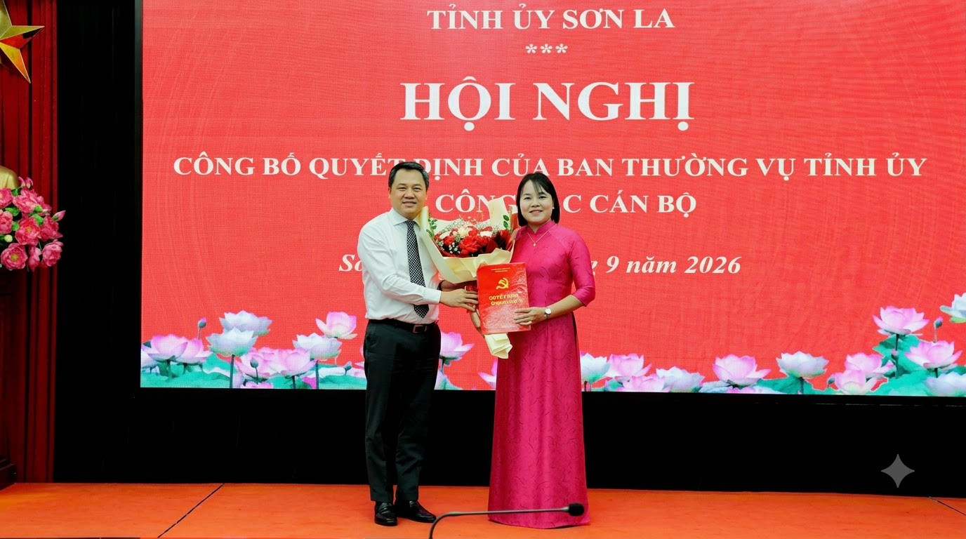 trao QĐ - Sơn La