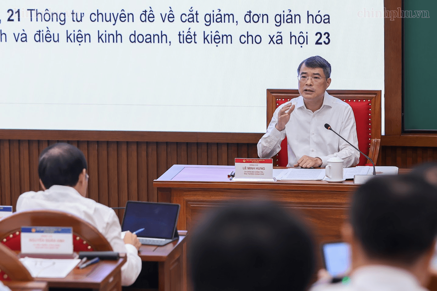 Thủ tướng: Nâng cao đồng bộ 7 yếu tố năng lực điều hành của Chính phủ- Ảnh 3.