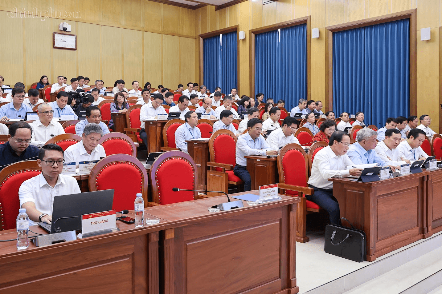 Thủ tướng: Nâng cao đồng bộ 7 yếu tố năng lực điều hành của Chính phủ- Ảnh 4.