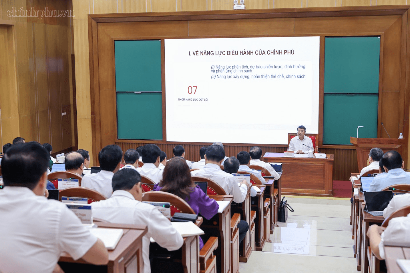 Thủ tướng: Nâng cao đồng bộ 7 yếu tố năng lực điều hành của Chính phủ- Ảnh 2.