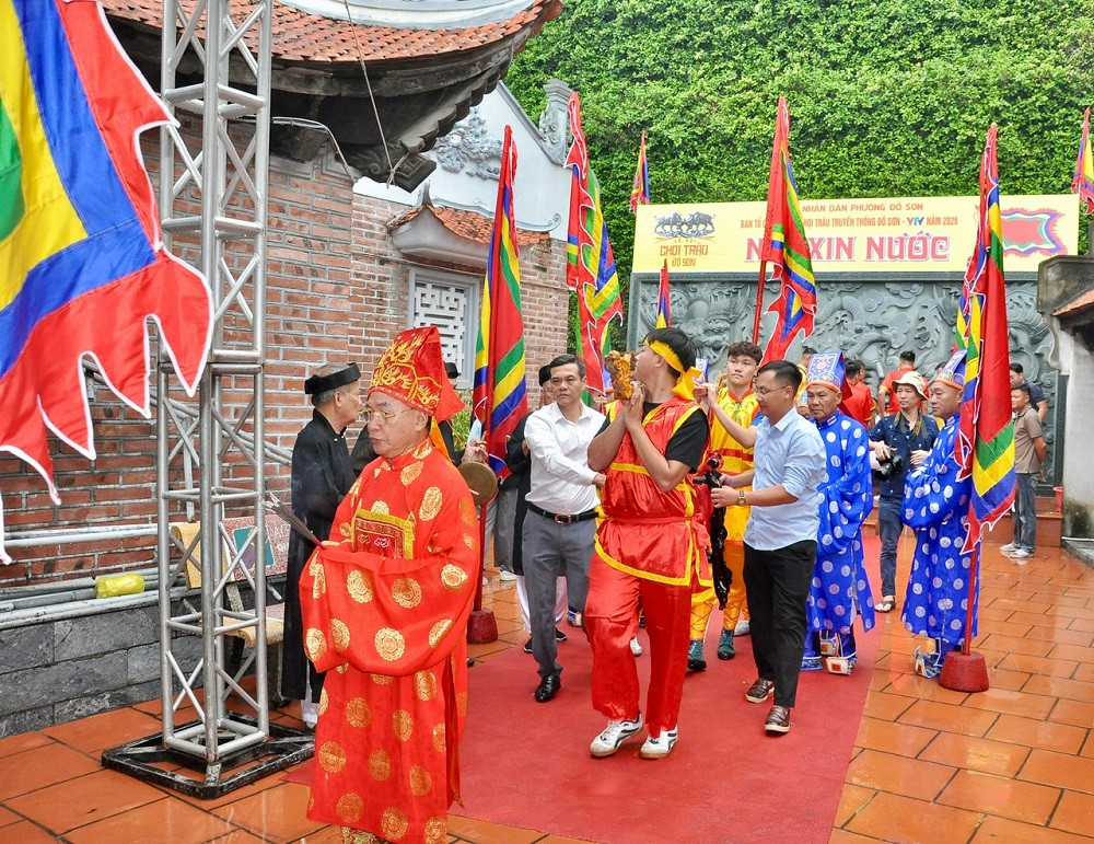 xin nước 3