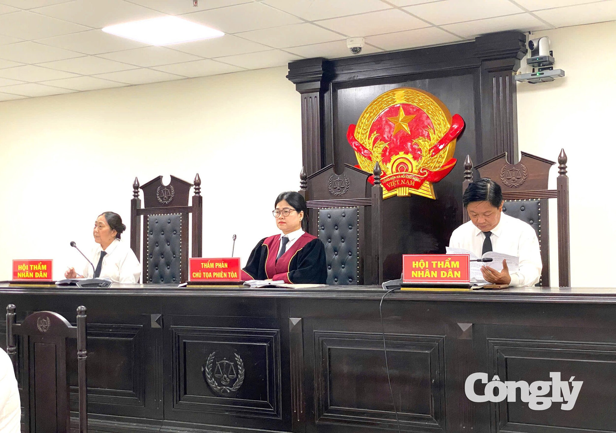 HĐXX tại phiên tòa xét xử bị cáo Trần Minh Giang