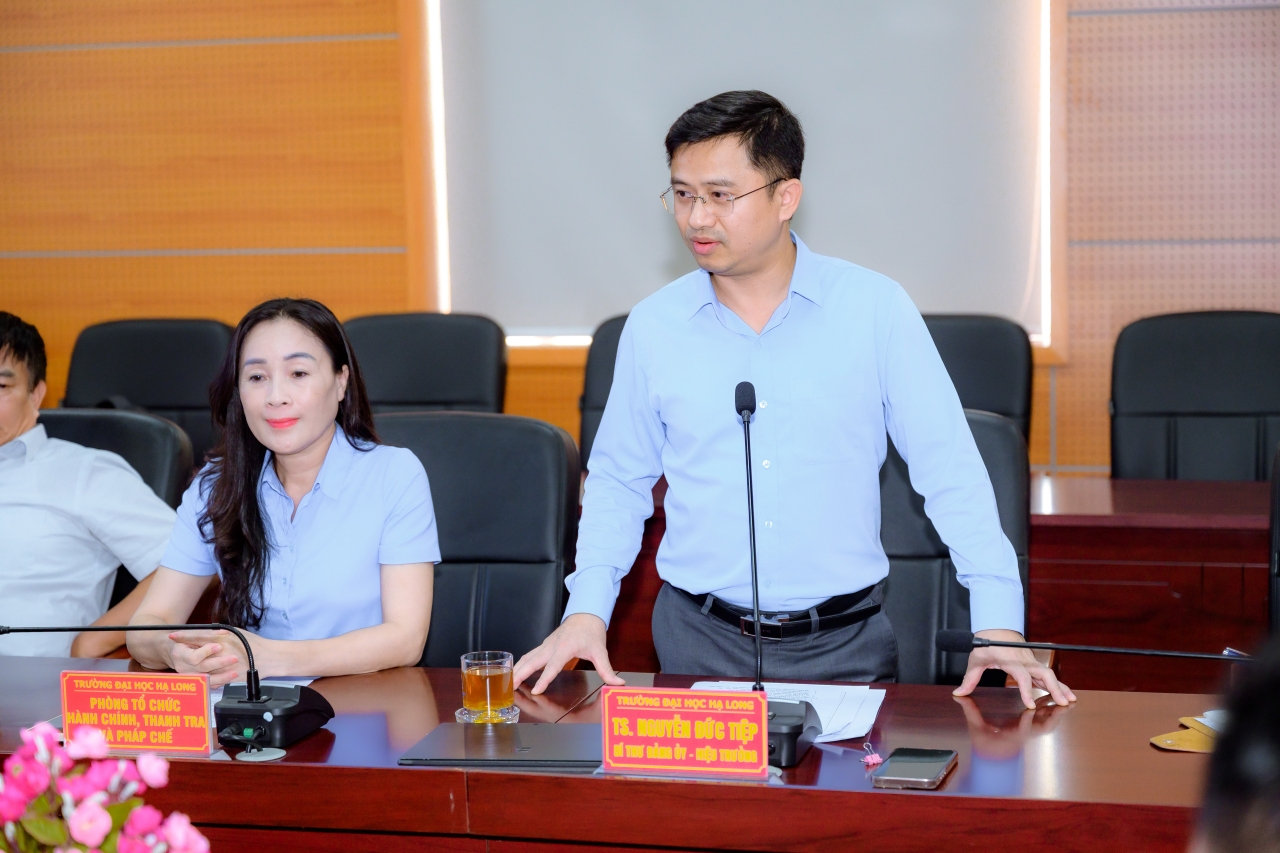Đại học Hạ Long ký kết1