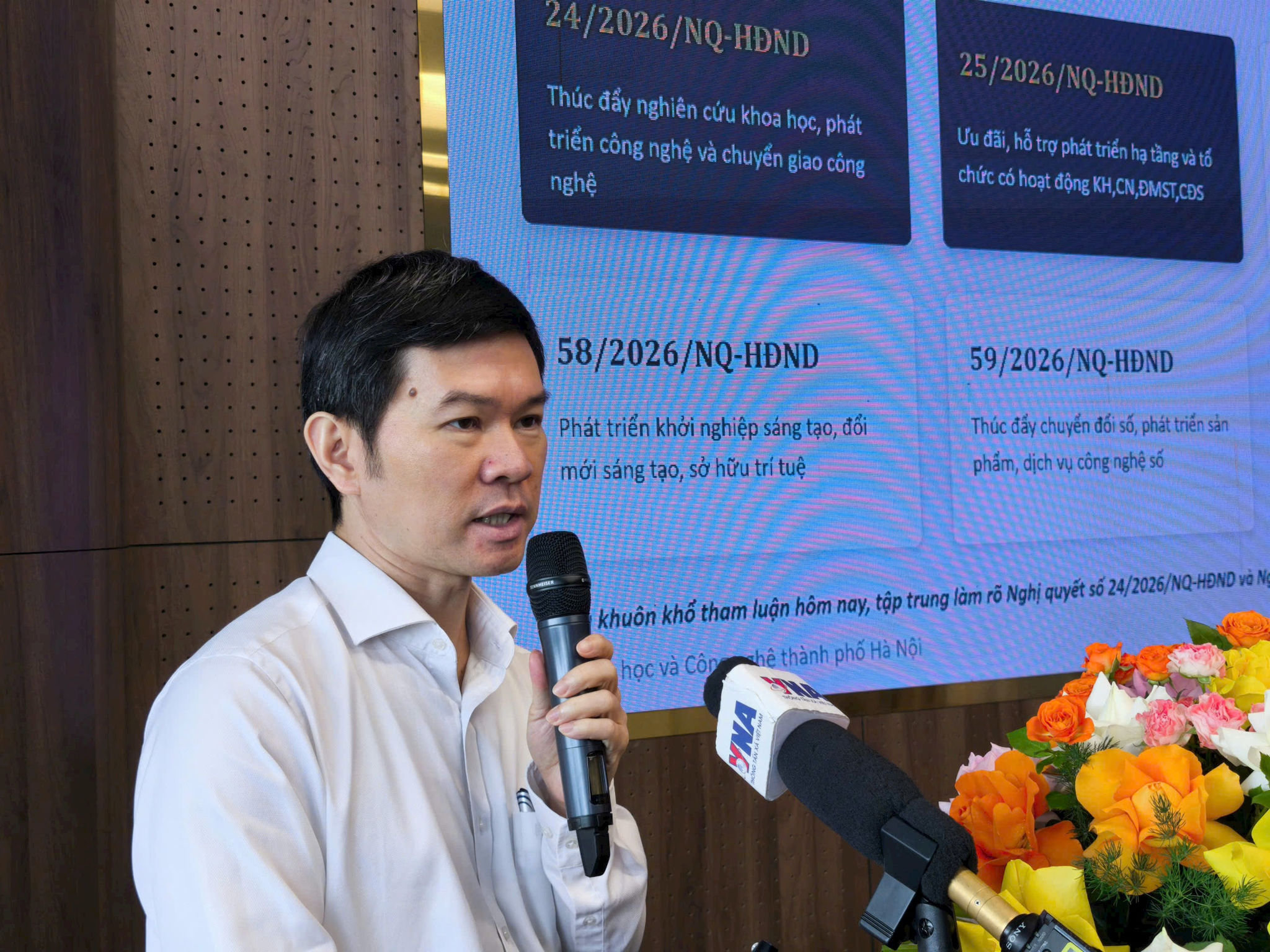 nguyen-anh-tuan.jpg