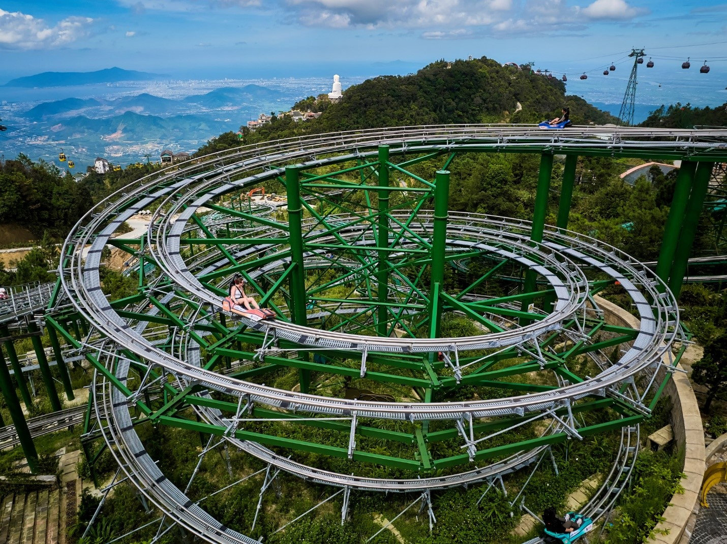 alpine-coaster-1.jpg