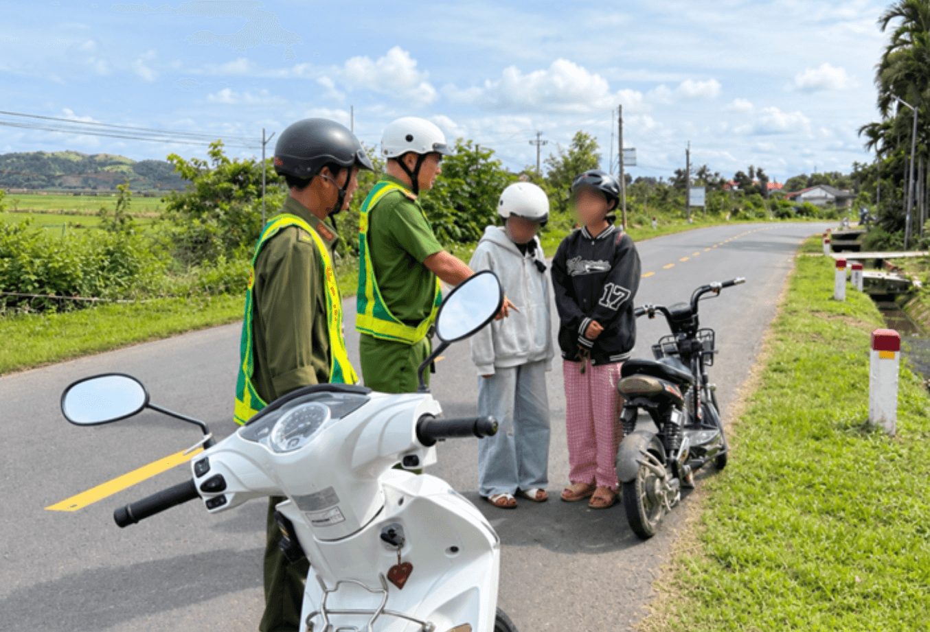 Ảnh chụp Màn hình 2026-09-19 lúc 14.24.53