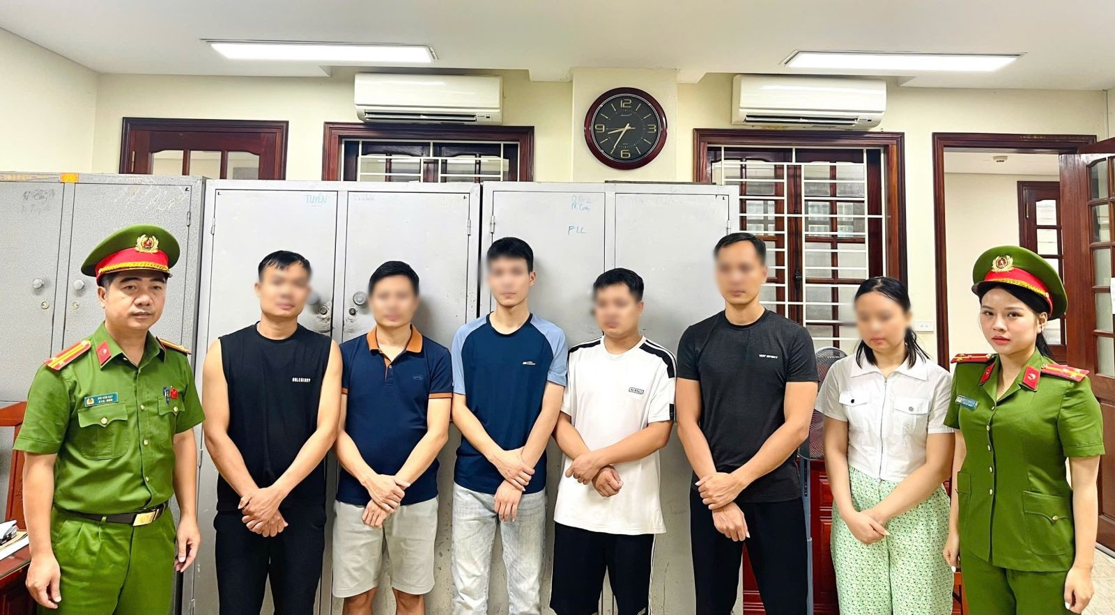 doituongvn-0bb93b1787d58b54fa67869a1f5f1a69.jpeg