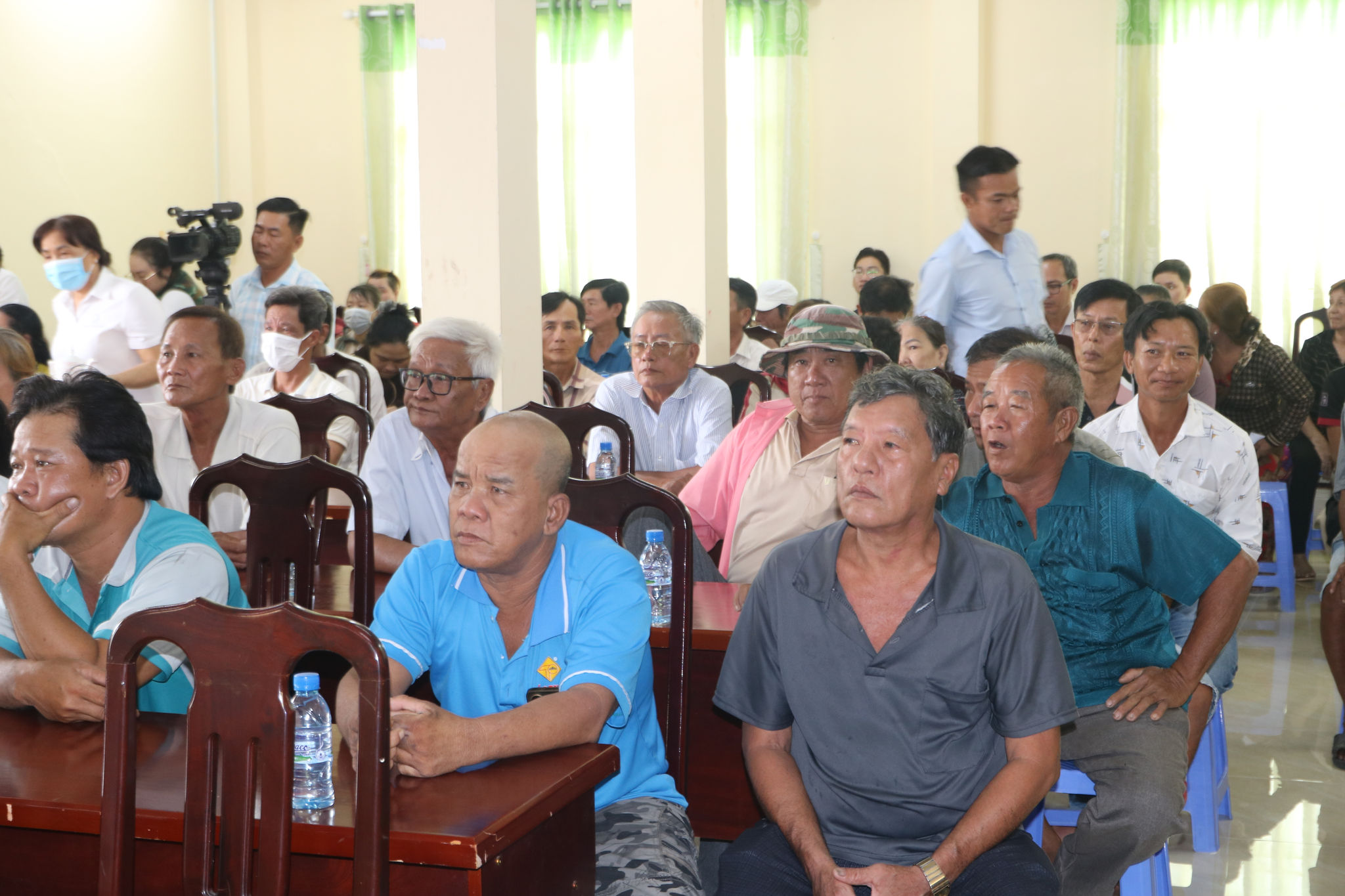 Hơn 200 ngư dân phường Hiệp Thành tham dự phiên tòa