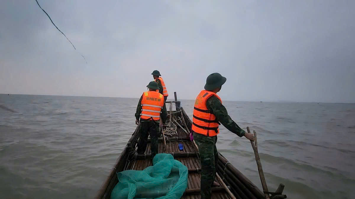 Lực lượng cứu hộ tìm thấy thi thể ông T.