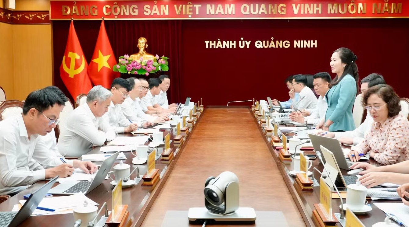 Đồng chí Nguyễn Thị Hạnh 