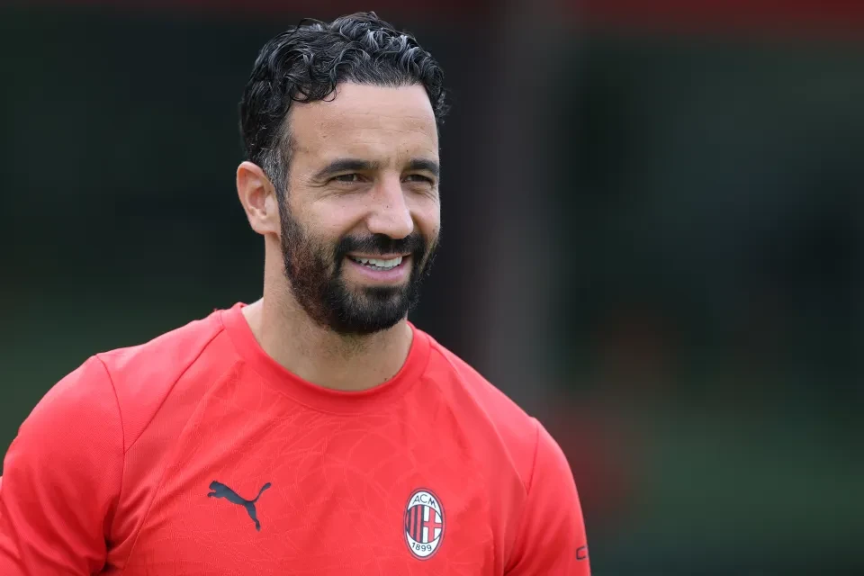 head-coach-ac-milan-ruben-1108626727.webp