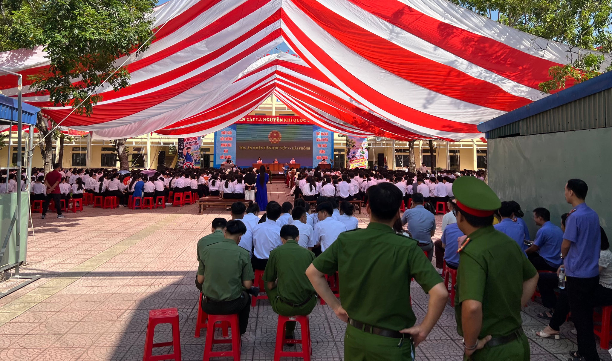 tuyên truyền 2