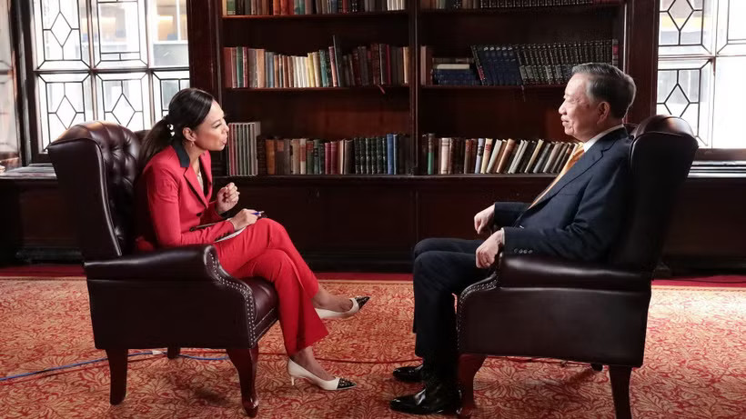 Tổng Bí thư, Chủ tịch nước Tô Lâm trả lời phỏng vấn Bloomberg TV. (Ảnh: Thanh Tuấn/TTXVN)