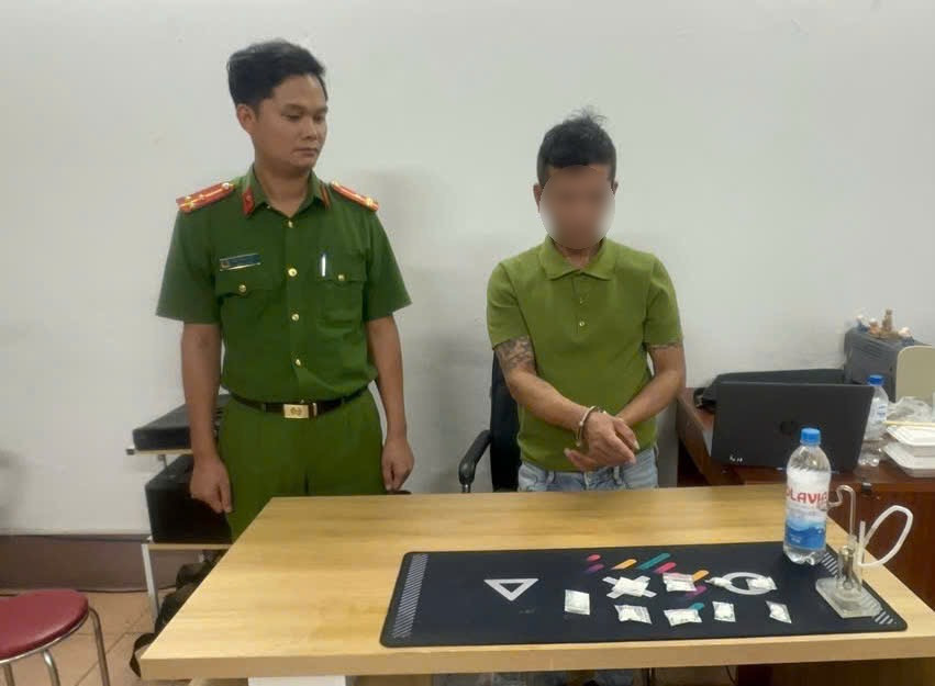 Đối tượng Trần Trường Giang tại cơ quan chức năng.