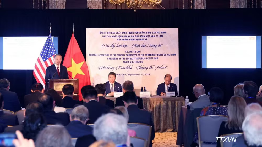 vna-potal-tong-bi-thu-chu-tich-nuoc-to-lam-gap-nhung-nguoi-ban-hoa-ky-5046.avif