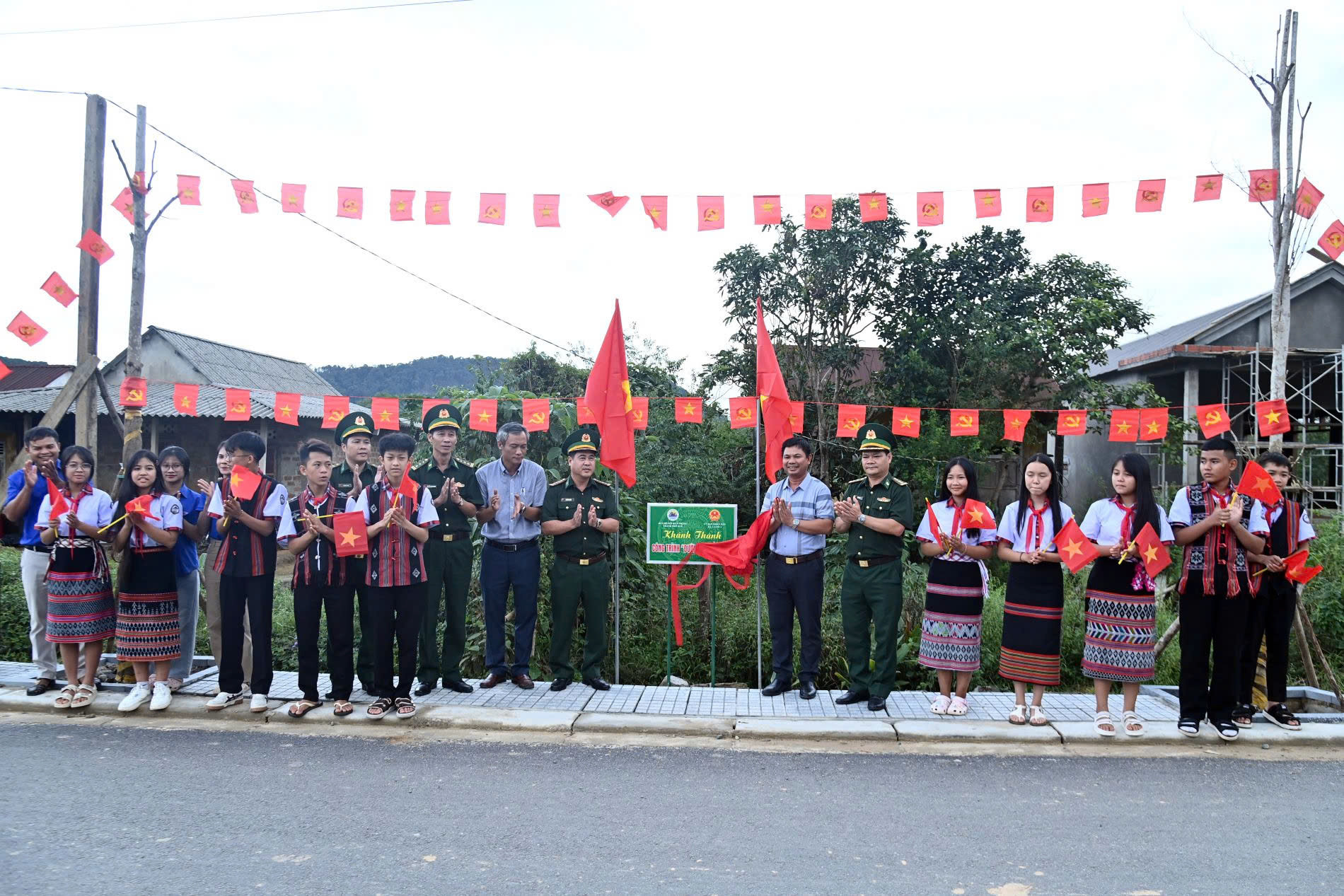 A lưới (8)