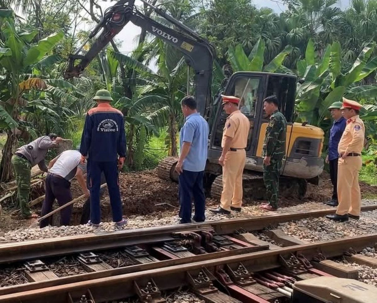 loitat-ff8dd6e6630166a6e298bc1cffa1b222.jpg
