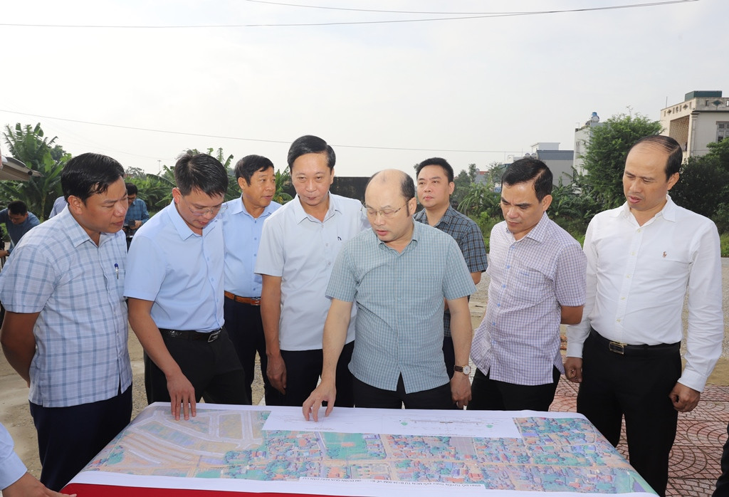ongcuong-fb5959b0768f20bb949a6bf2f337d8e1.jpg