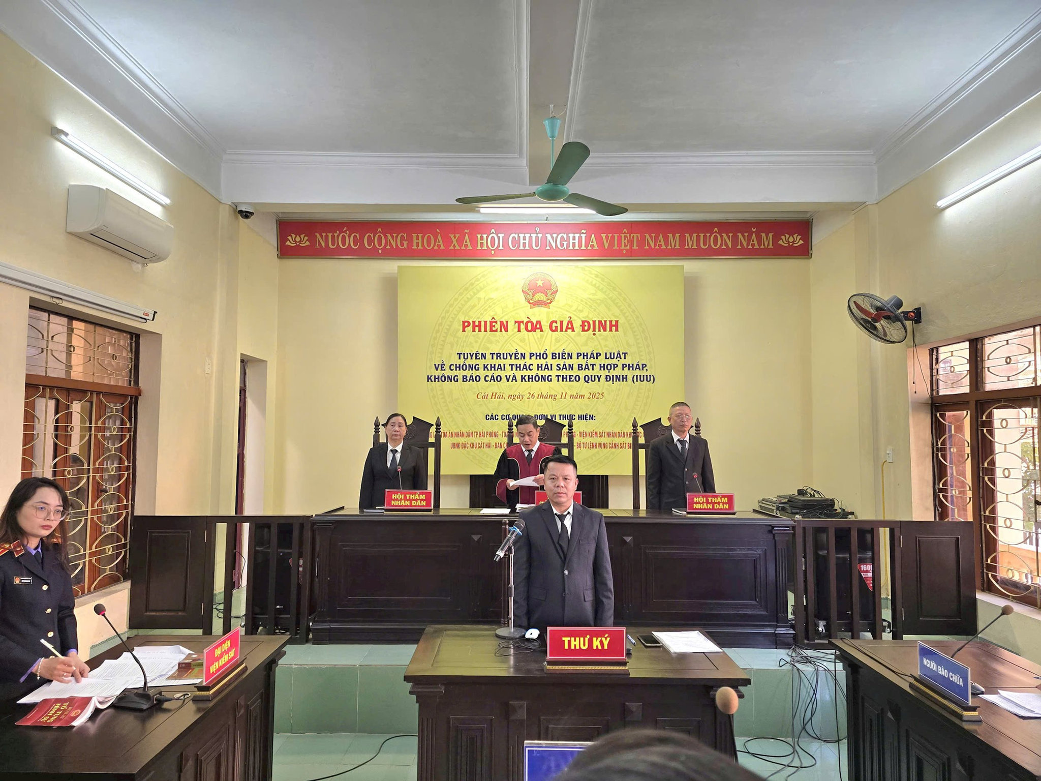 Chống khai thác IUU