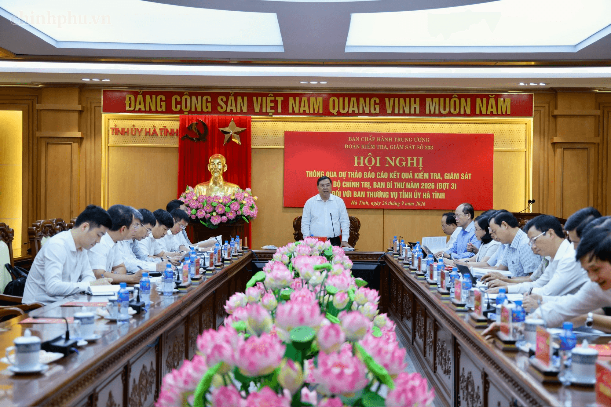 Thông qua dự thảo báo cáo kết quả kiểm tra, giám sát (đợt 3) đối với Ban Thường vụ Tỉnh ủy Hà Tĩnh- Ảnh 5.