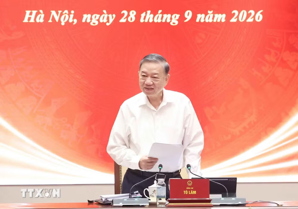 Tổng Bí thư, Chủ tịch nước Tô Lâm phát biểu chỉ đạo. (Ảnh: Thống Nhất/TTXVN) ttxvn_tong-bi-thu-chu-tich-nuoc-chu-tri-phien-hop-ve-hoan-thien-the-che-va-thuc-thi-phap-luat-9053278-4.jpg
