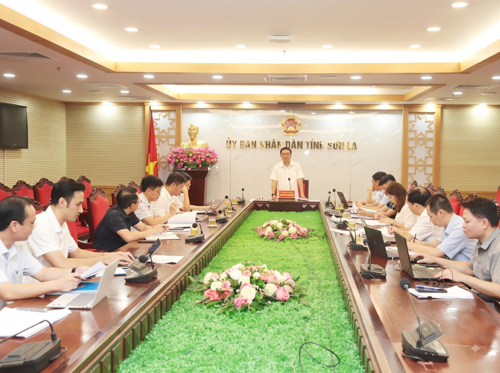 Toàn cảnh cuộc họp tại Sơn La