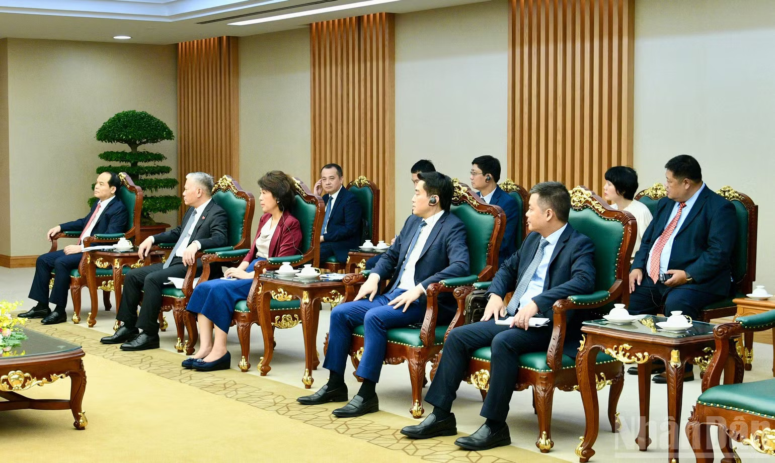 Lãnh đạo một số bộ, ngành Việt Nam tham dự buổi tiếp. (Ảnh: THANH GIANG)