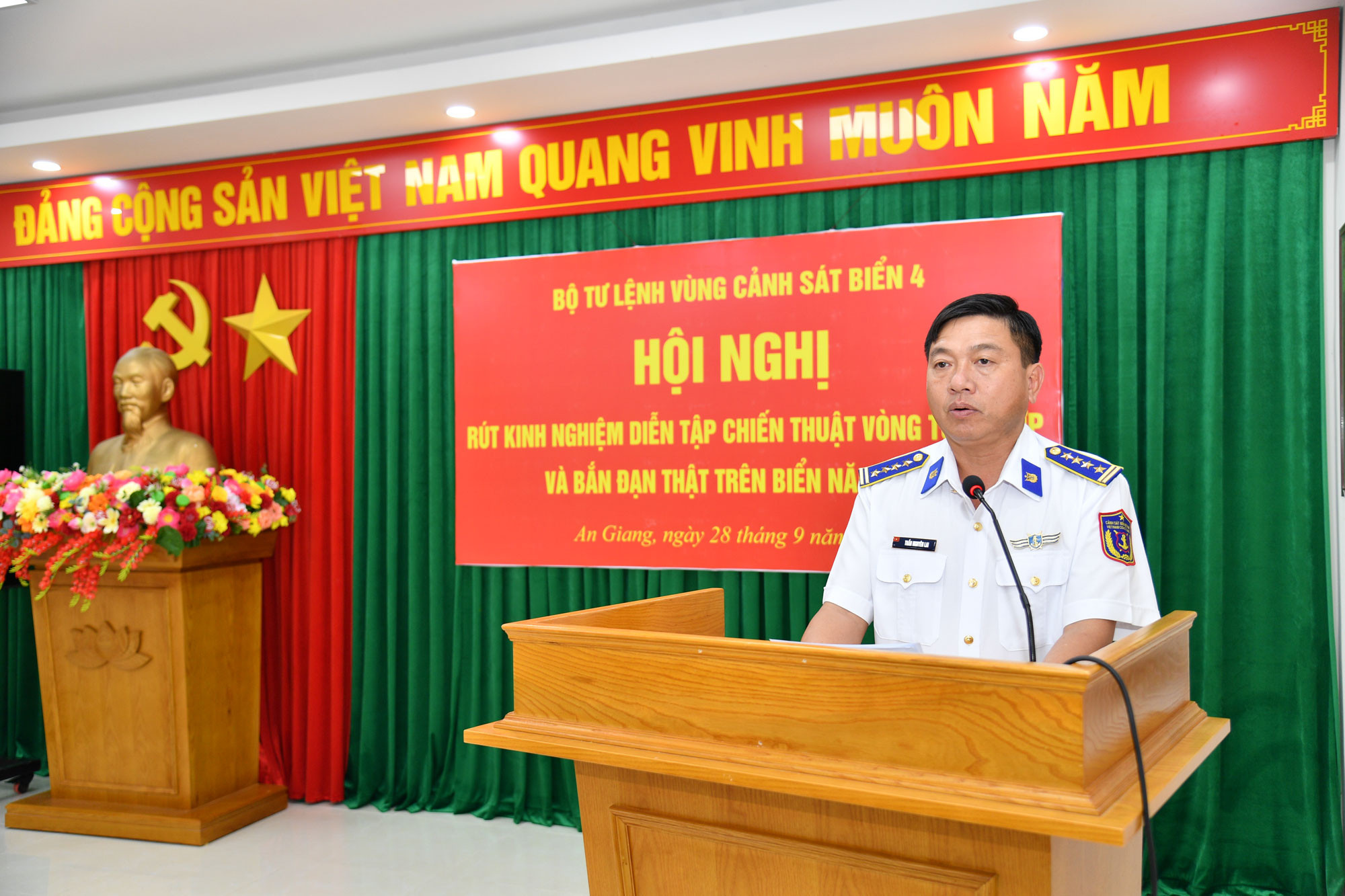 anh-2(1)-418fd7f9219836ba4204aaf26e83eb5d.jpg