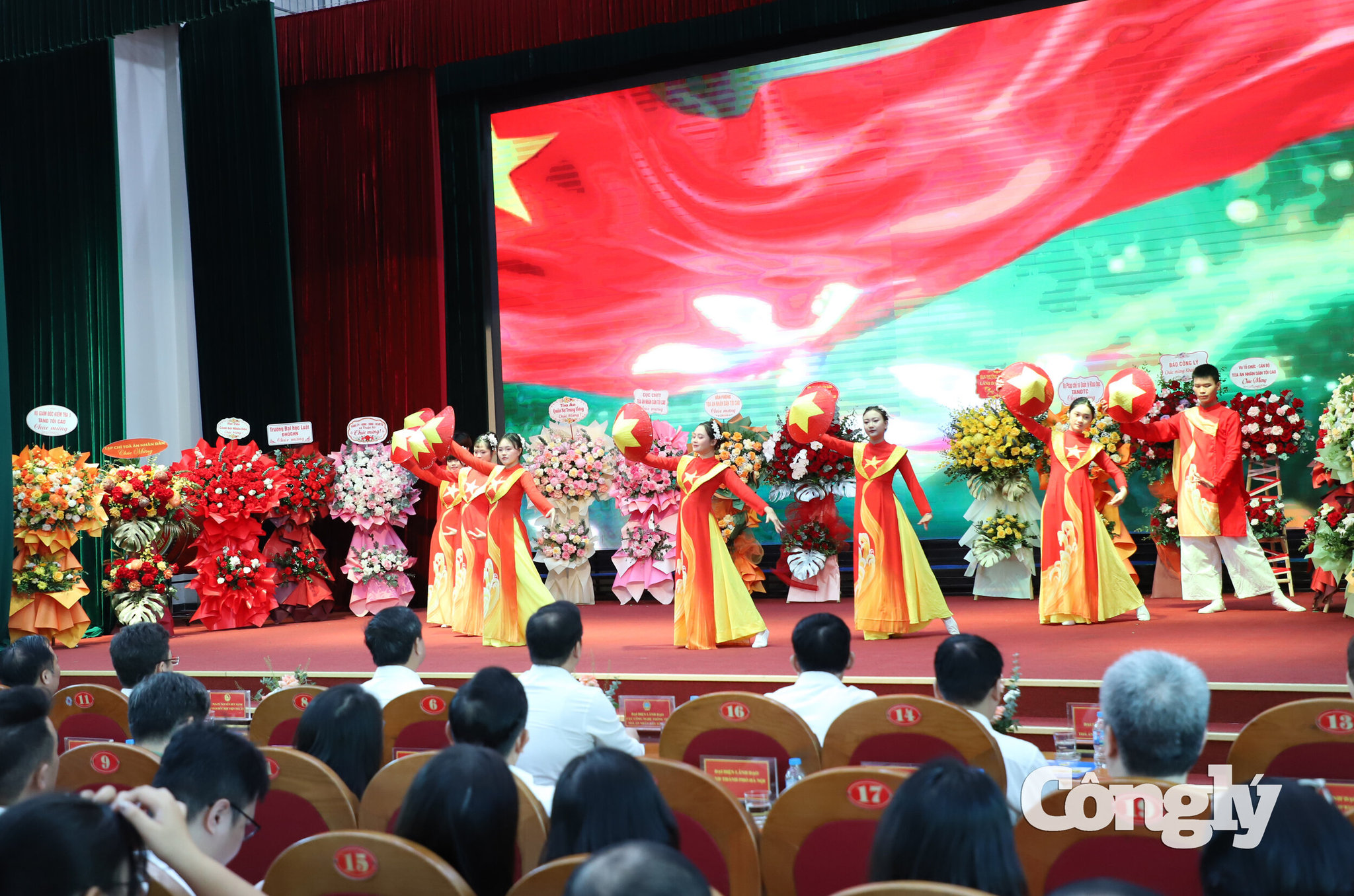 Hoc-vien-Toa-an-khai-giang (2)